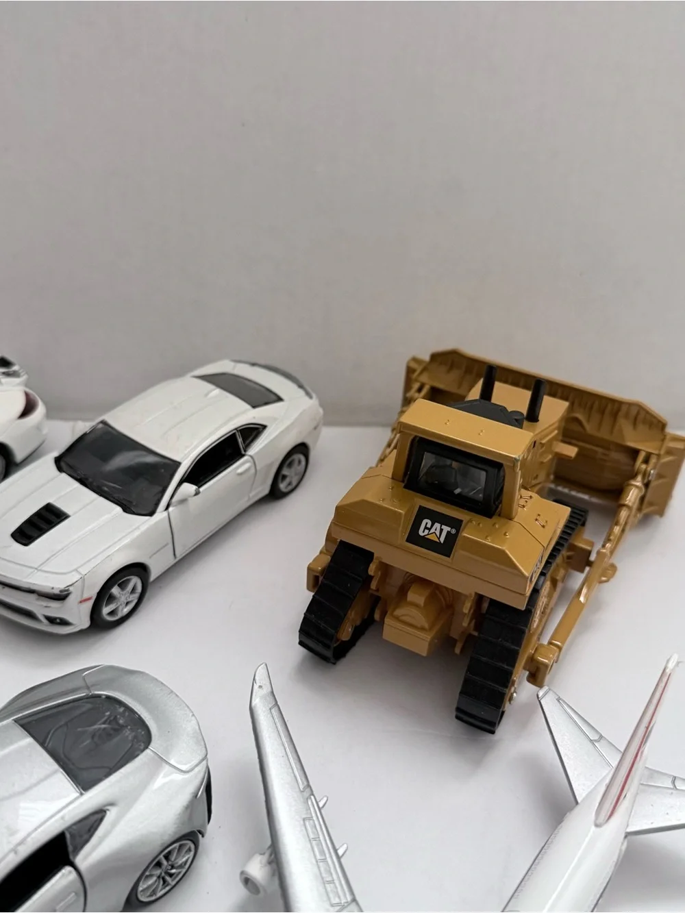 5 Inch Toy Vehicles Mixed Lot (9 Pcs)